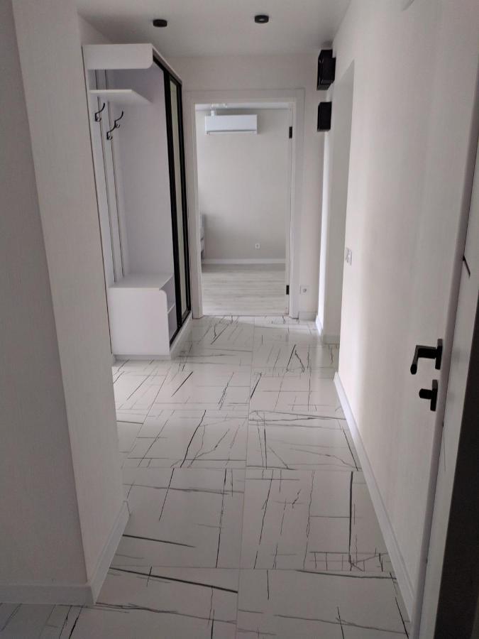 Cozy 75 Apart In Center - 2Х Кімнатна Квартира В Центрі Кропивницького Kirovograd Dış mekan fotoğraf